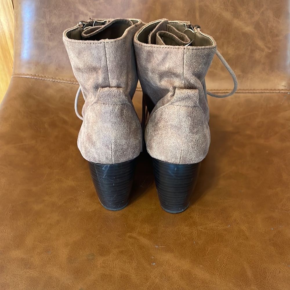 Lace up booties - Picture 3 of 7